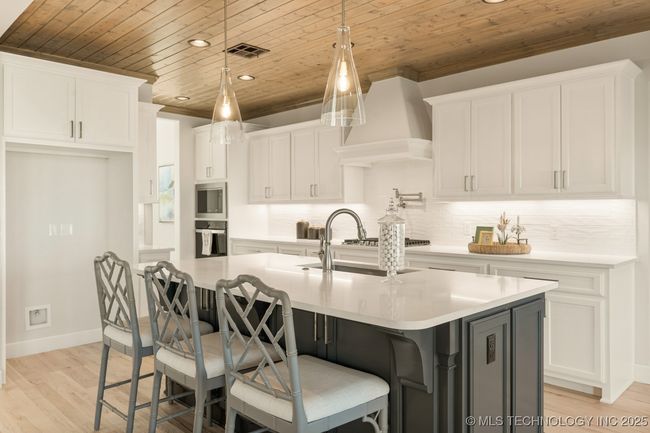 16508 S 3 Rd West Ave, House other with 4 bedrooms, 4 bathrooms and null parking in Glenpool OK | Image 42