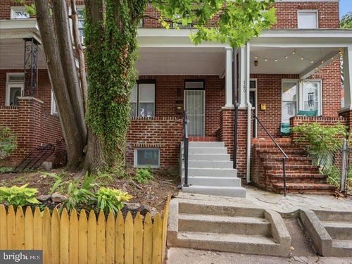 758 Melville Ave, BALTIMORE, MD, 21218-2553 | Card Image