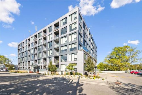 202-690 King Street W, Kitchener, ON, N2H5L8 | Card Image