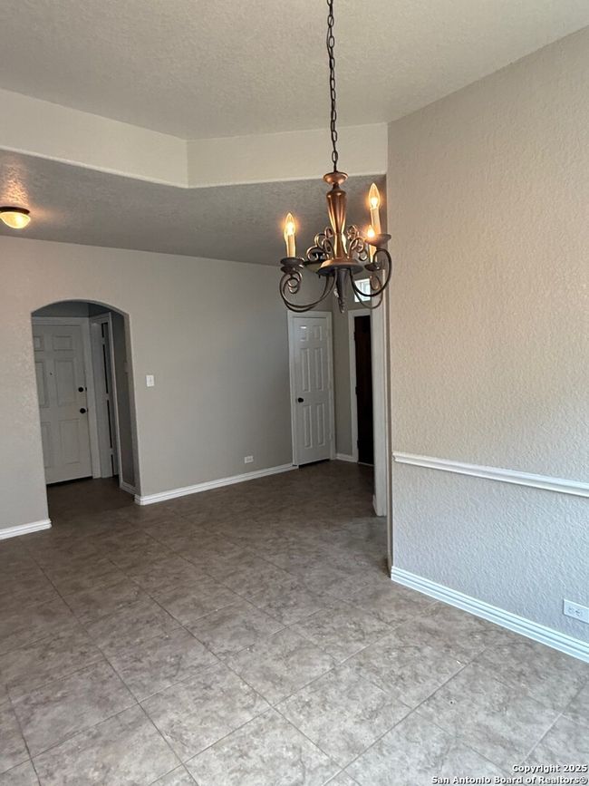10717 Barnsford Ln, House other with 4 bedrooms, 4 bathrooms and null parking in Helotes TX | Image 15