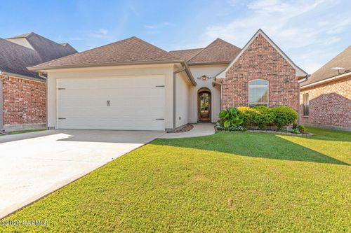 111 Rue Village Road, Maurice, LA, 70555 | Card Image
