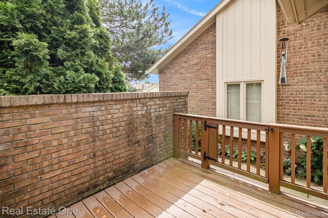 Deck off the Kitchen | Image 15