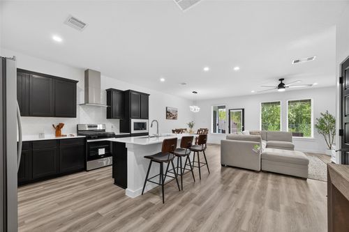 3233 Creston Gate Dr, Houston, TX, 77047-2128 | Card Image