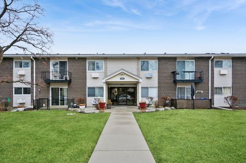 206f-9575 Terrace Pl, Des Plaines, IL, 60016-3994 | Card Image