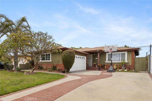 10827 Milano Ave, Norwalk, CA, 90650-1637 | Card Image