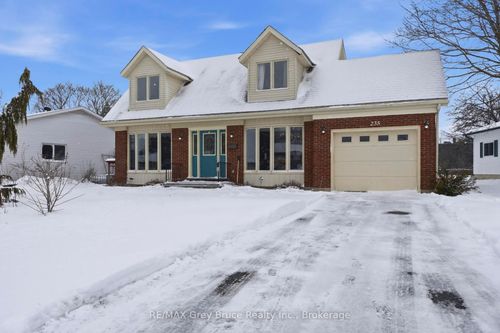 235 5th Ave, Hanover, ON, N4N2C3 | Card Image