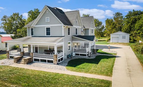 1584 S Main St, Martin, MI, 49070-5104 | Card Image