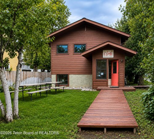255 E Simpson Ave, Jackson, WY, 83001-8482 | Card Image
