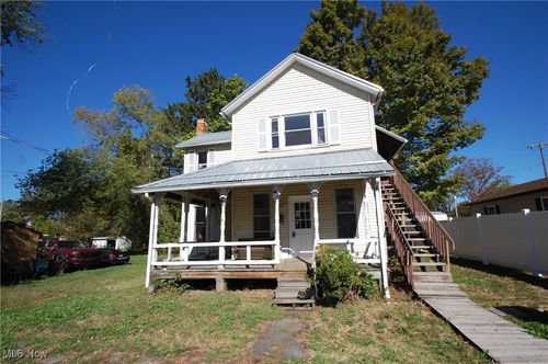 369 Waddell St, Leetonia, OH, 44431-1266 | Card Image