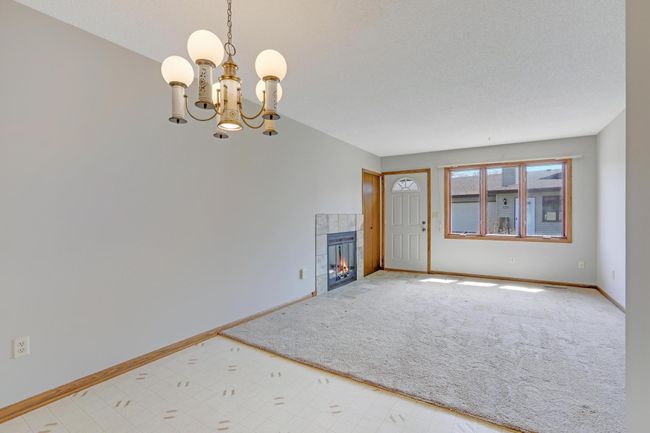8624 S Maplebrook Cir, Townhouse with 2 bedrooms, 1 bathrooms and null parking in Brooklyn Park MN | Image 4