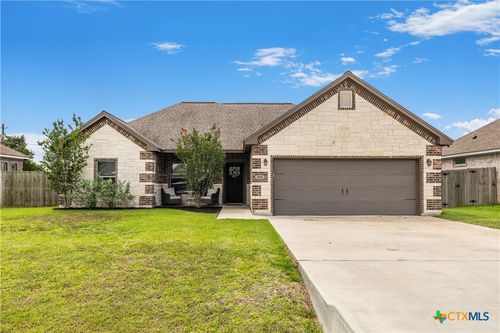 305 Blue Jay Loop, Victoria, TX, 77905-3382 | Card Image
