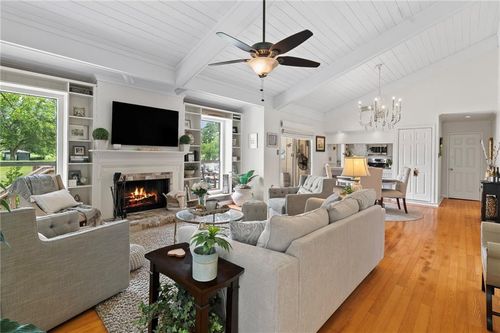 122-122 Catalpa Ln, Mandeville, LA, 70471-1739 | Card Image