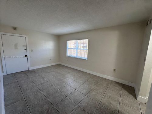 apt-4-16150 Ne 19th Ct, North Miami Beach, FL, 33162-4842 | Card Image