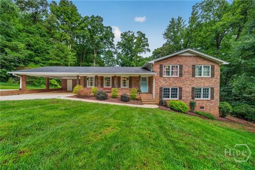 106 Saint James Ct, Athens, GA, 30606-3924 | Card Image
