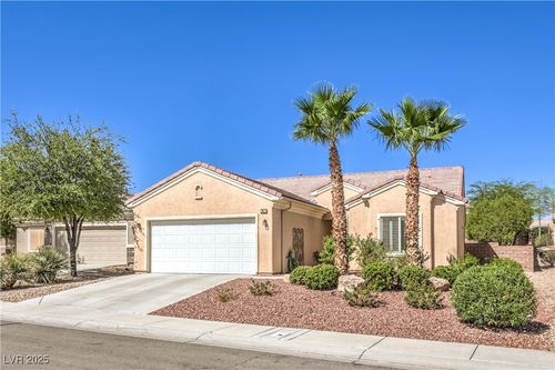 7617 Fieldfare Dr, North Las Vegas, NV, 89084-2464 | Card Image