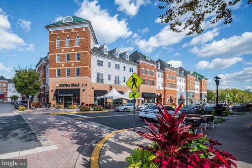 80108-801 Pleasant Dr, ROCKVILLE, MD, 20850-5830 | Card Image