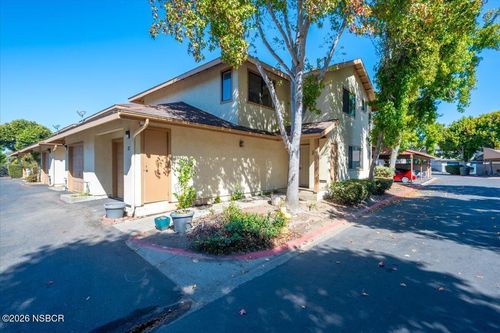 72 Village Circle Dr, Lompoc, CA, 93436-5635 | Card Image