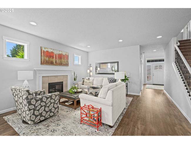 1010 Nw 1 St St, House other with 4 bedrooms, 3 bathrooms and 2 parking in Dundee OR | Image 14