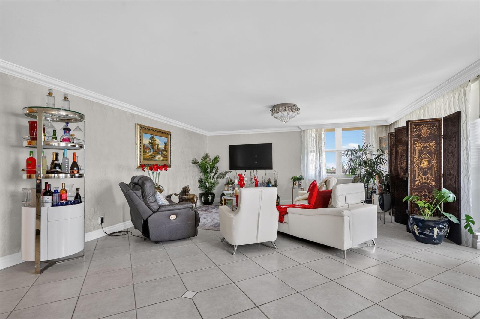 Residential in Hallandale Beach 5