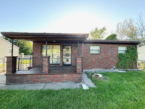 6229 Detroit St, Mount Morris, MI, 48458-2735 | Card Image