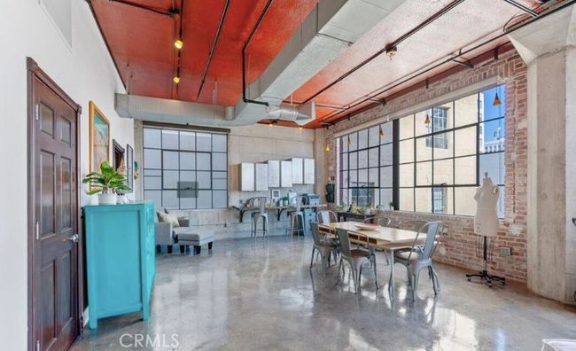 315 E 8th #401 Street, Condo with 2 bedrooms, 2 bathrooms and 2 parking in Los Angeles CA | Image 4