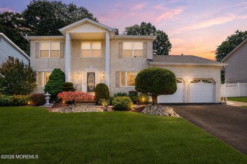 11 Bronia St, Howell, NJ, 07731-3804 | Card Image