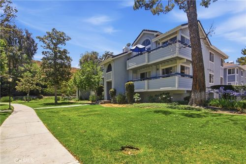 439-26754 Claudette St, Canyon Country, CA, 91351-5585 | Card Image