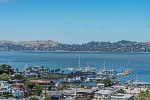 35 Filbert Ave, Sausalito, CA, 94965-1847 | Card Image