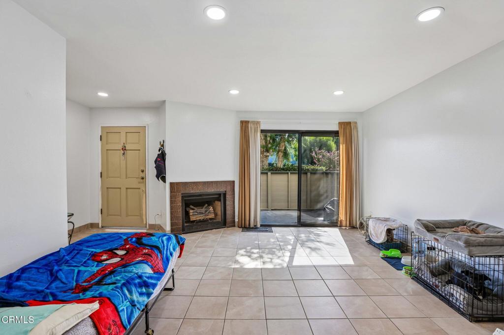 Residential in North Hills 5