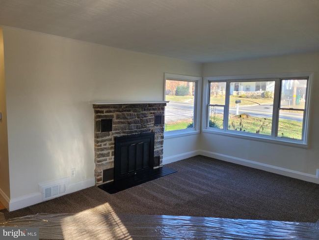 4016 Sykesville Rd, House other with 2 bedrooms, 1 bathrooms and null parking in FINKSBURG MD | Image 5