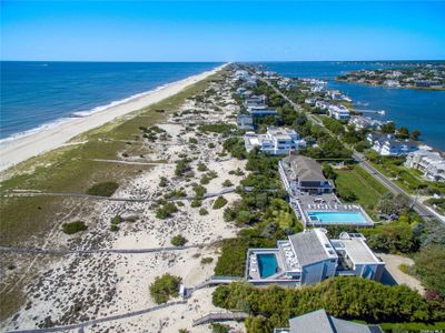 171 Dune Road, House other with 4 bedrooms, 4 bathrooms and null parking in Westhampton Beach NY | Image 2