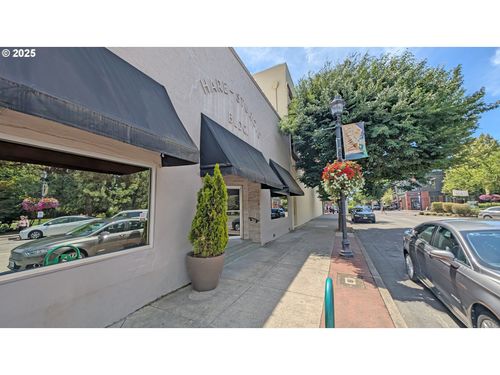 126 Ne 2nd Ave, Hillsboro, OR, 97124-3042 | Card Image