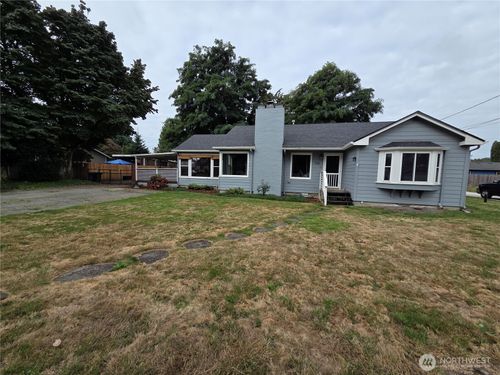 733 2nd St, Woodland, WA, 98674-9497 | Card Image