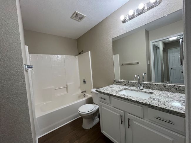 Spare Bathroom | Image 24