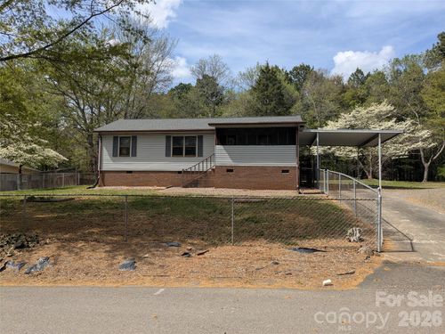 903 Sterling Dr, Kings Mountain, NC, 28086-2361 | Card Image