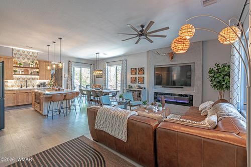 610 S Mountain Pines Ave, Show Low, AZ, 85901-3530 | Card Image