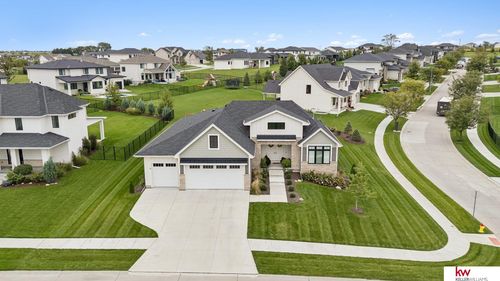 21173 C St, Elkhorn, NE, 68022-3253 | Card Image