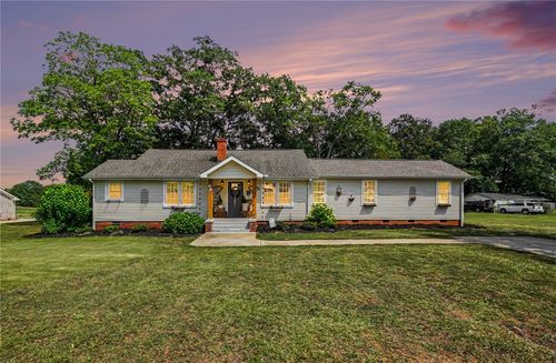 44 Wofford Road, Taylors, SC, 29687 | Card Image