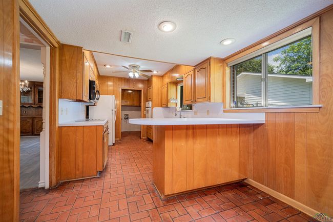 201 Bronco Ln, House other with 4 bedrooms, 2 bathrooms and null parking in Linden TX | Image 5