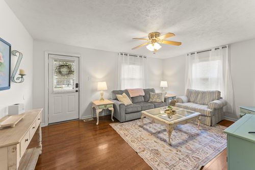 510 N Vine St, Winchester, TN, 37398-1346 | Card Image