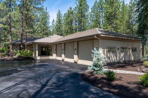 19375 Rim Lake Ct, Bend, OR, 97702-1162 | Card Image