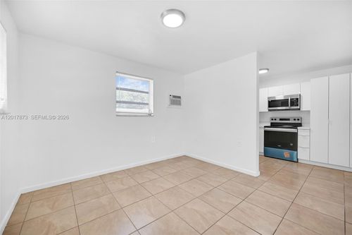 567-3 Nw 90th St, El Portal, FL, 33150-2115 | Card Image