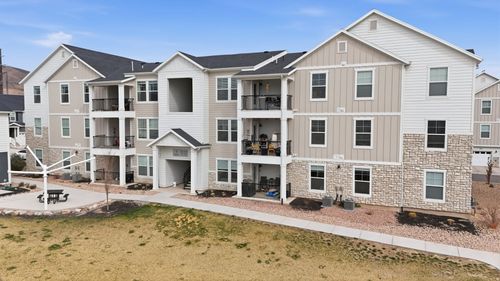 i301-949 W Big Ben Ln, Saratoga Springs, UT, 84045 | Card Image