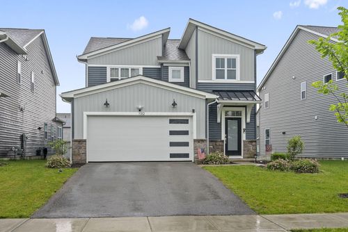 7312 Celebration Dr, Powell, OH, 43065-3400 | Card Image