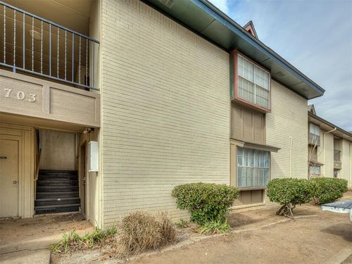apt-1-1703 E Lindsey St, Norman, OK, 73071-1851 | Card Image