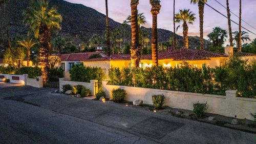 240 W El Portal, Palm Springs, CA, 92264-2602 | Card Image