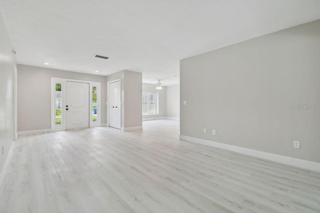 18504 Putters Pl, House other with 3 bedrooms, 2 bathrooms and null parking in TAMPA FL | Image 12