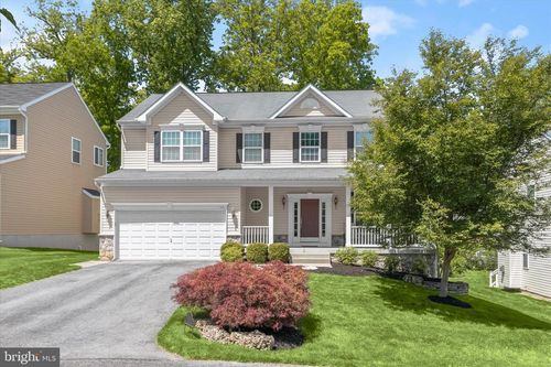 7111 Kings Point Way, Columbia, MD, 21046-1500 | Card Image