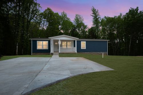 296 E Little Richland Rd, Waverly, TN, 37185-1137 | Card Image