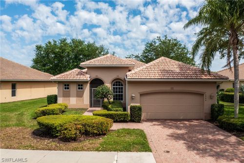 6840 Bent Grass Drive, Naples, FL, 34113 | Card Image